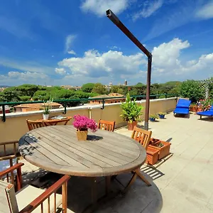 Mecenate Charme Apartment Apartment